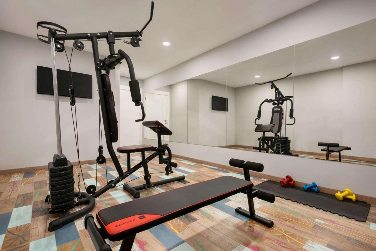 Ramada By Wyndham Nigde Hotel Ngoại thất bức ảnh