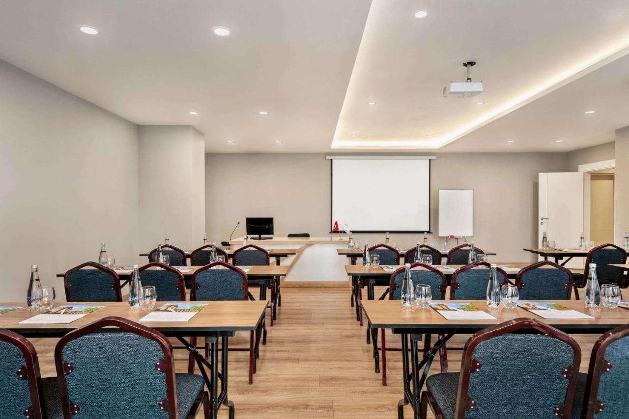 Ramada By Wyndham Nigde Hotel Ngoại thất bức ảnh