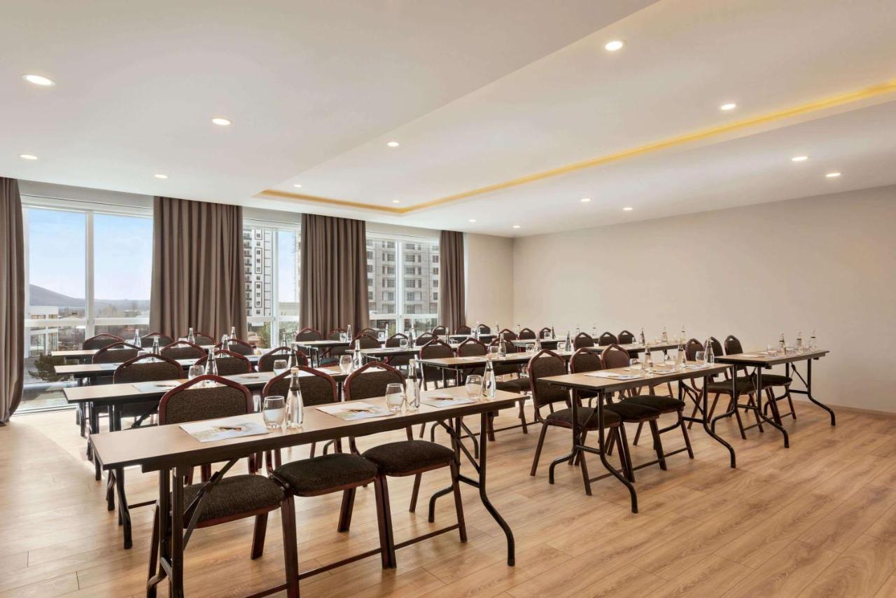 Ramada By Wyndham Nigde Hotel Ngoại thất bức ảnh