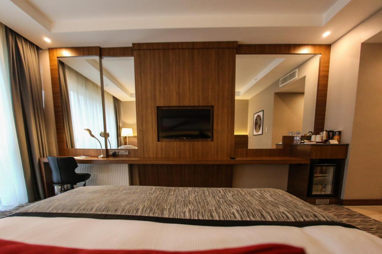 Ramada By Wyndham Nigde Hotel Ngoại thất bức ảnh