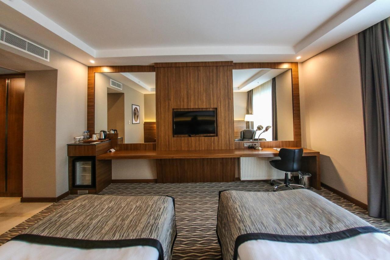 Ramada By Wyndham Nigde Hotel Ngoại thất bức ảnh